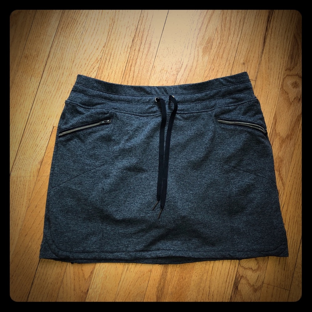 NWOT Grey Athletic Skirt with built in shorts